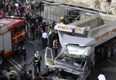 巴勒斯坦校車事故10多名兒童死亡 全國哀悼3日(圖)