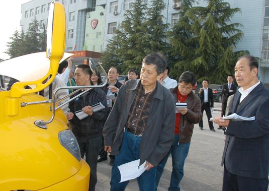 晉城市首批校車公開招標(圖)