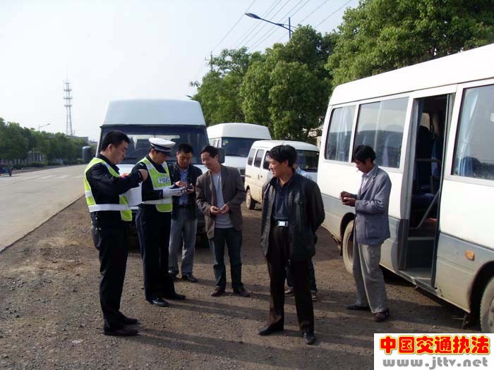 江蘇盱眙：校車(chē)交通安全檢查“再發(fā)力”