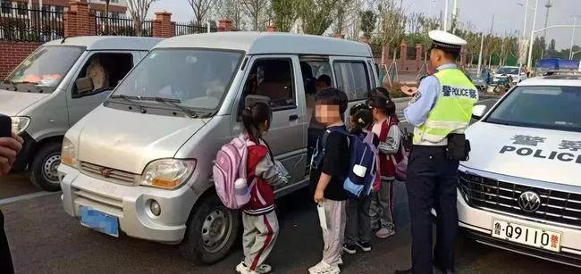遷安一“校車”竟超載100% ，司機(jī)被判拘役并罰款！