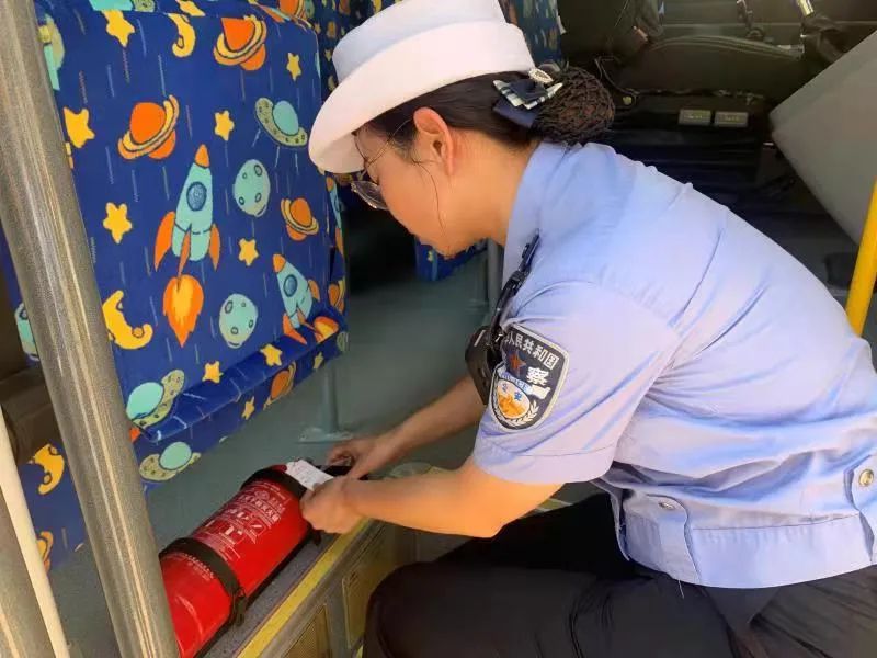 【金秋開學季】贛州經開區交警多舉措保障學生出行安全