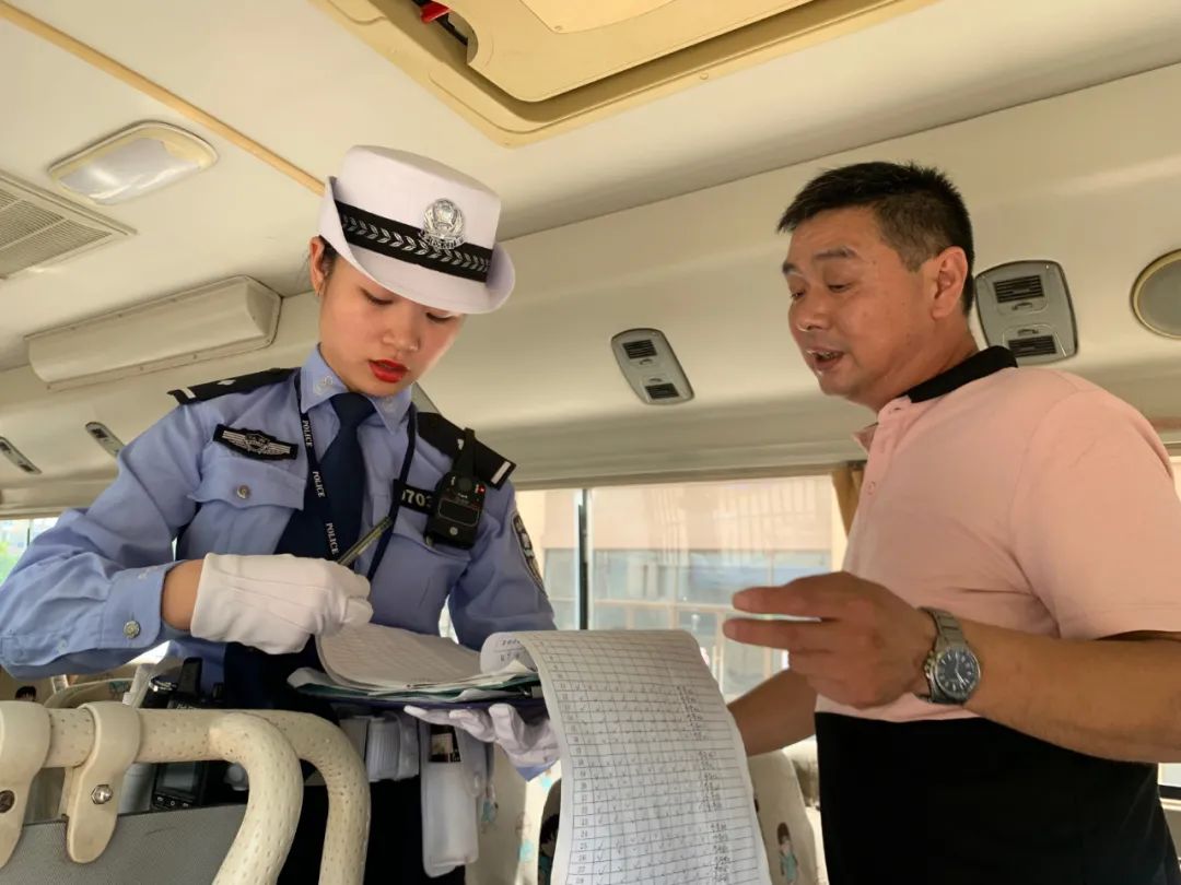 【金秋開學季】贛州經開區交警多舉措保障學生出行安全