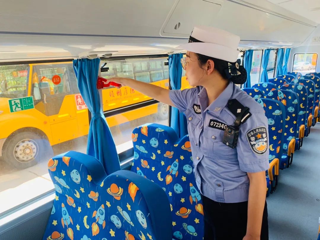 【金秋開學季】贛州經開區交警多舉措保障學生出行安全