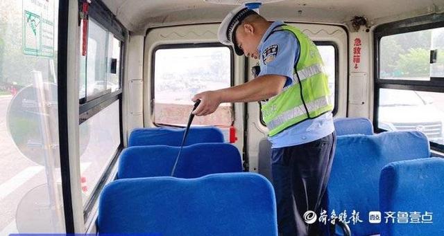 開學(xué)首周，德州交警直屬四大隊(duì)開展校車安全檢查護(hù)航開學(xué)季