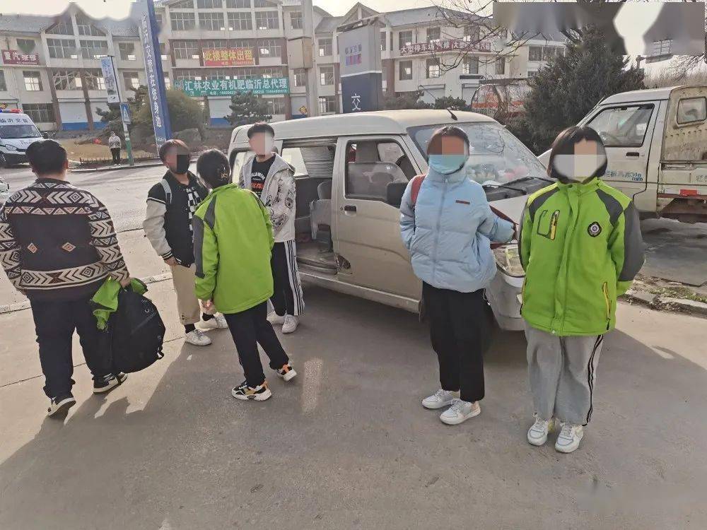沂水這些“黑校車”拉載學(xué)生，被查！