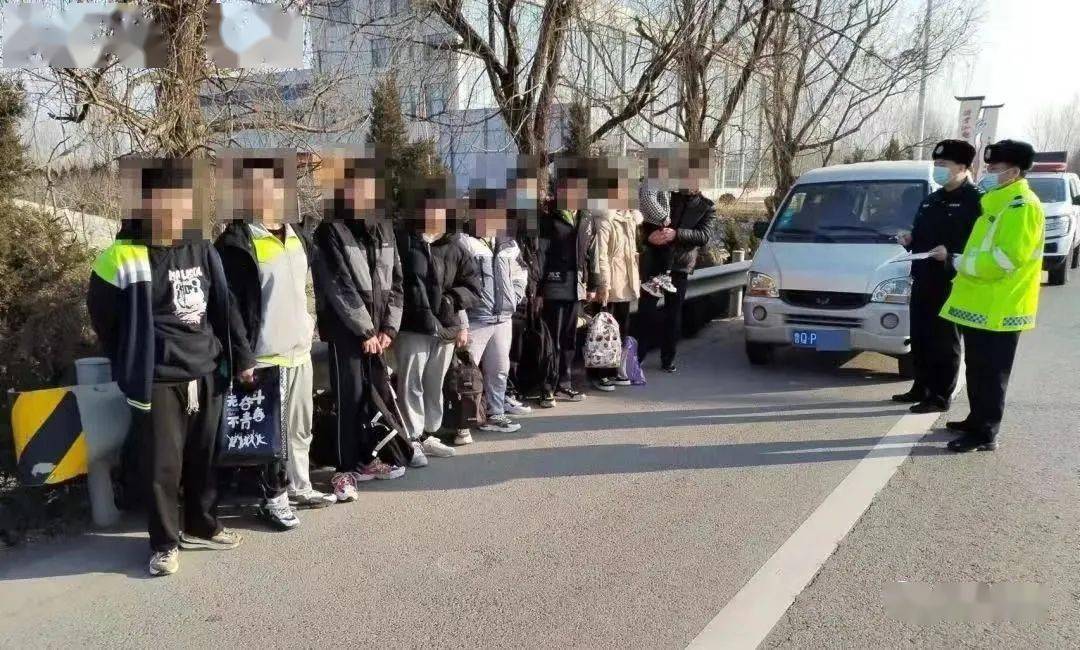 沂水這些“黑校車”拉載學(xué)生，被查！