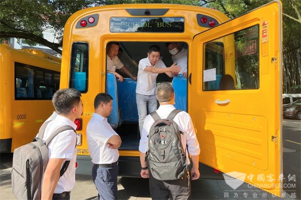 歐輝校車筑夢(mèng)護(hù)航，助力華東區(qū)域孩童健康出行
