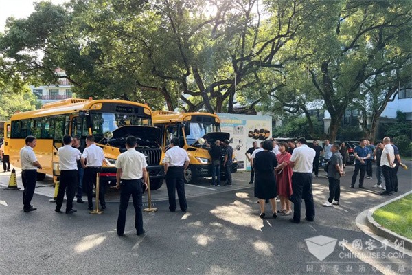 歐輝校車筑夢(mèng)護(hù)航，助力華東區(qū)域孩童健康出行