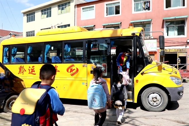 不得跨學(xué)期收費！貴陽出臺校車安全管理實施辦法