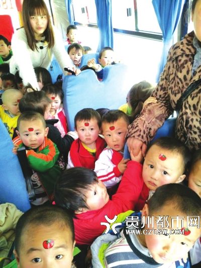 幼兒校車(chē)超載何時(shí)休