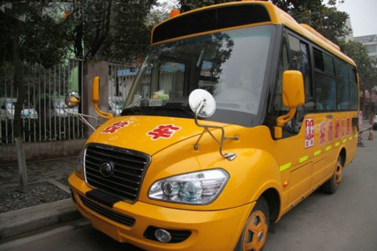 校車市場(chǎng)須警惕“劣幣驅(qū)逐良幣”現(xiàn)象