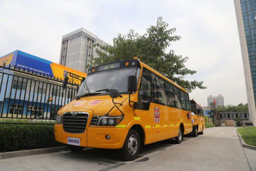 海格客車與閻良合力打造校車運營典范