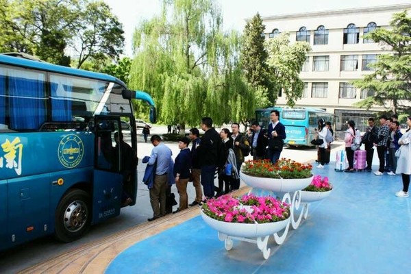 蘭大微變化 | 這些校車安全細節(jié)你一定要知道