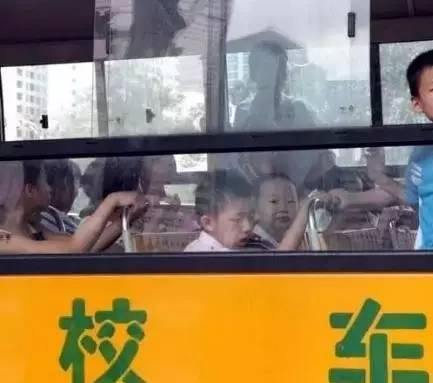 哈爾濱家長們注意，這些校車千萬不要讓孩子坐！