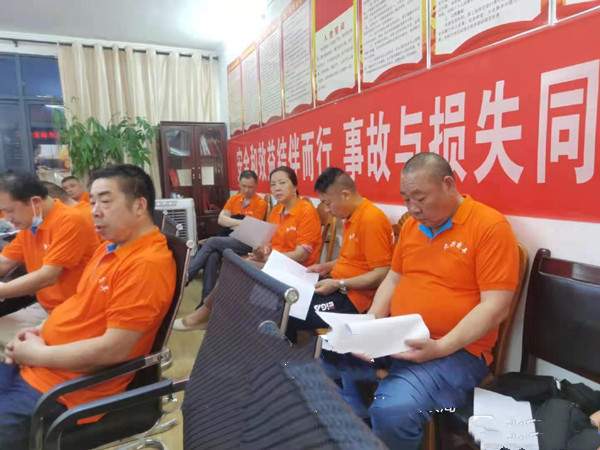 湖北：關(guān)注校車(chē)安全，鄂州大興校車(chē)一直在行動(dòng)