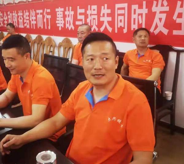 湖北：關(guān)注校車(chē)安全，鄂州大興校車(chē)一直在行動(dòng)