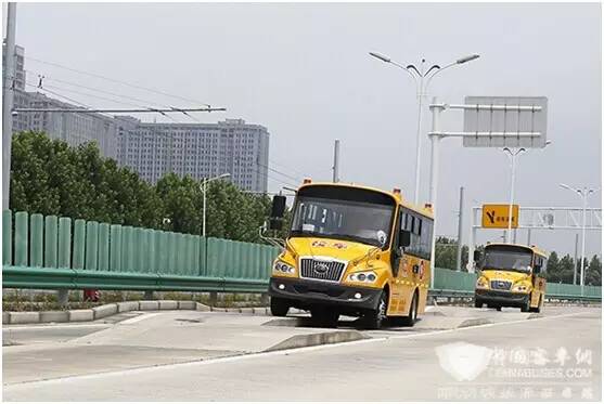 觀察|從校車超載入刑看國內校車大環境