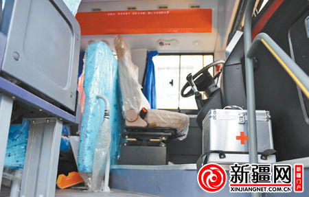 首府三所偏遠(yuǎn)學(xué)校獲贈(zèng)校車
