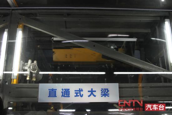 引領(lǐng)校車安全新時(shí)代 宇通發(fā)布安芯校車智能管理系統(tǒng)