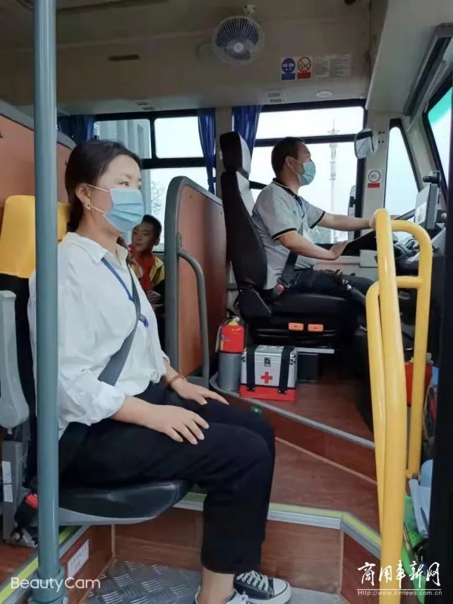 管理搞上去、收費降下來！起底鹽阜校車安全運營背后的秘密